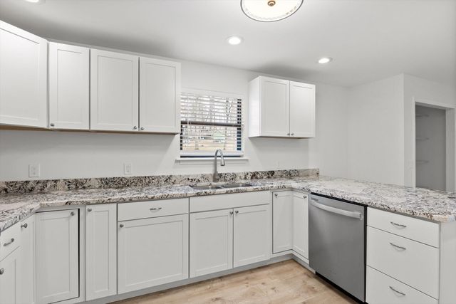 170 Miller Cove Circle, Signal Mountain, TN 37377