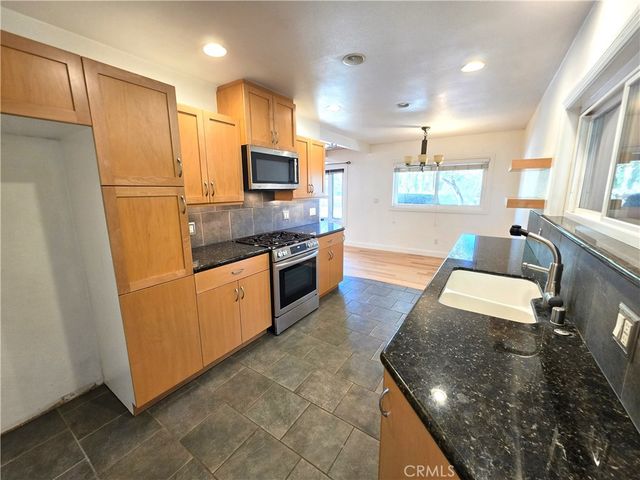 1150 E 36th Street, Long Beach, CA 90807