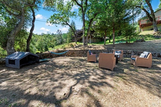 258 Circle Oaks Dr, Napa, CA 94558