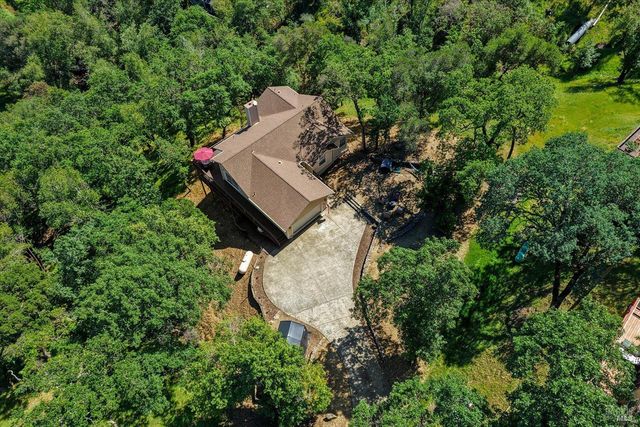 258 Circle Oaks Dr, Napa, CA 94558