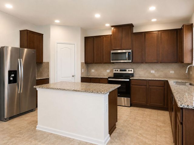 175 Six Shooter DR, Kyle, TX 78640