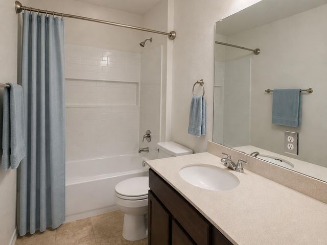 175 Six Shooter DR, Kyle, TX 78640