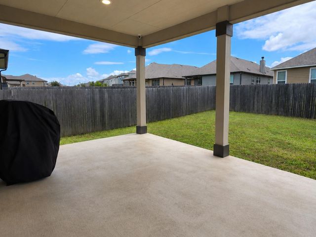 175 Six Shooter DR, Kyle, TX 78640