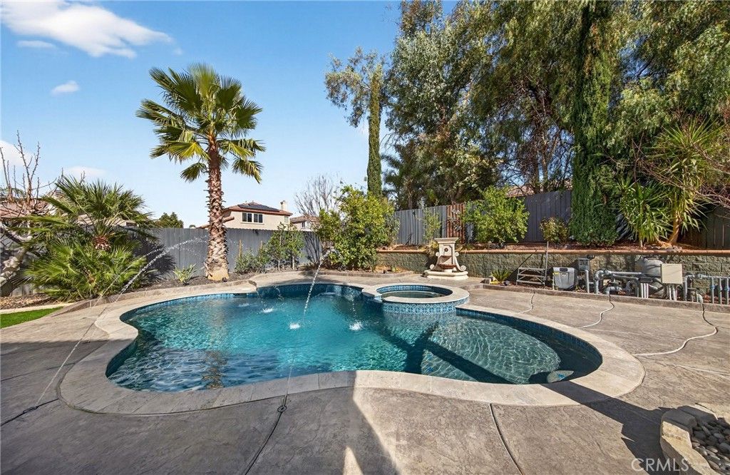 Image 4 of property listing at 520 Cedar View Drive, Beaumont, CA 92223