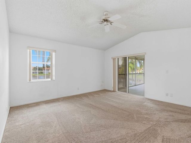 14383 Via Royale 3, Delray Beach, FL 33446