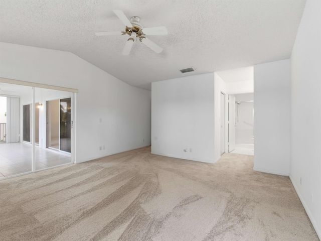 14383 Via Royale 3, Delray Beach, FL 33446