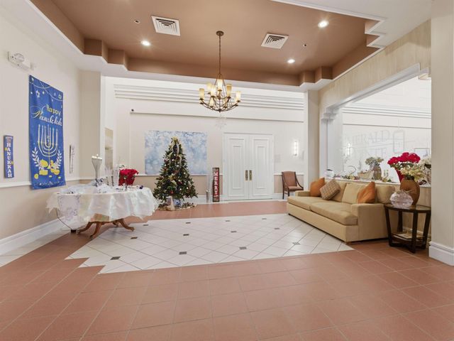 14383 Via Royale 3, Delray Beach, FL 33446