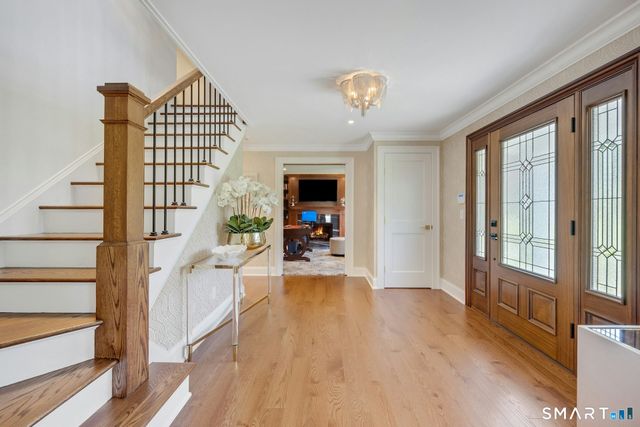 164 Stanwich Road, Greenwich, CT 06830