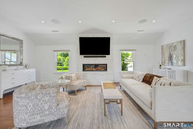 164 Stanwich Road, Greenwich, CT 06830