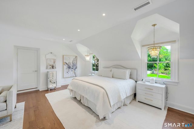 164 Stanwich Road, Greenwich, CT 06830