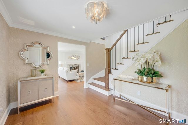 164 Stanwich Road, Greenwich, CT 06830