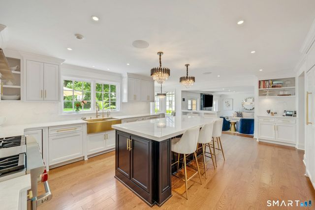 164 Stanwich Road, Greenwich, CT 06830