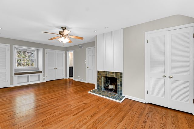 106 Cornwall Drive, Crete, IL 60417