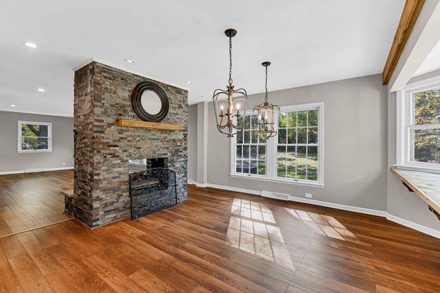 106 Cornwall Drive, Crete, IL 60417