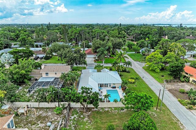 7620 2ND AVENUE W, Bradenton, FL 34209