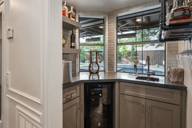 7107 Nicki Court, Dallas, TX 75252