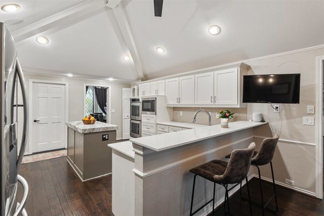 7107 Nicki Court, Dallas, TX 75252