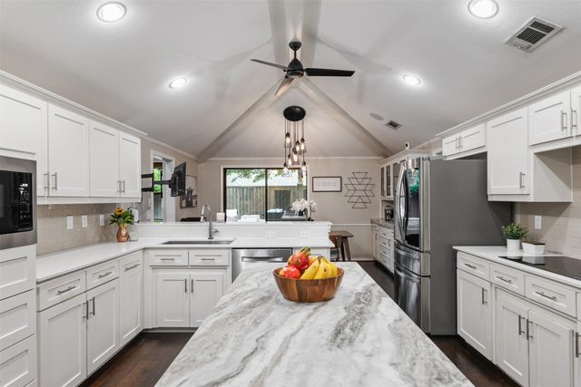 7107 Nicki Court, Dallas, TX 75252