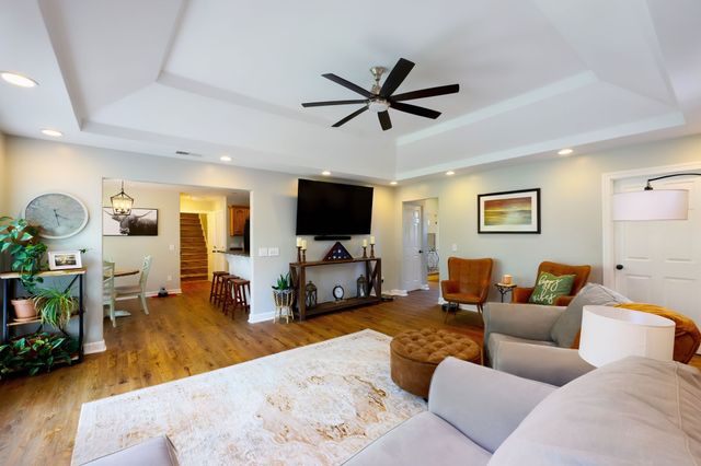 1900 Rocky Valley Rd, Lebanon, TN 37090