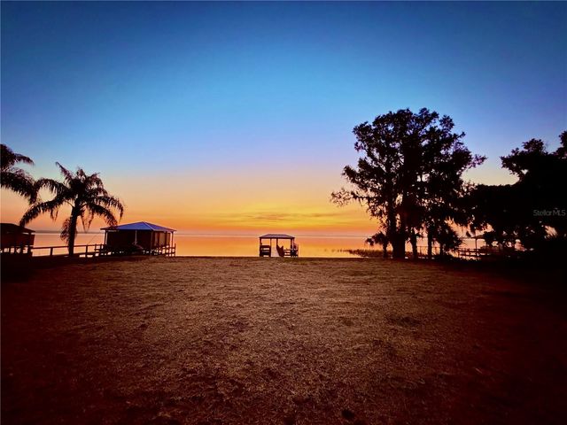 33942 LINDA LANE, Leesburg, FL 34788