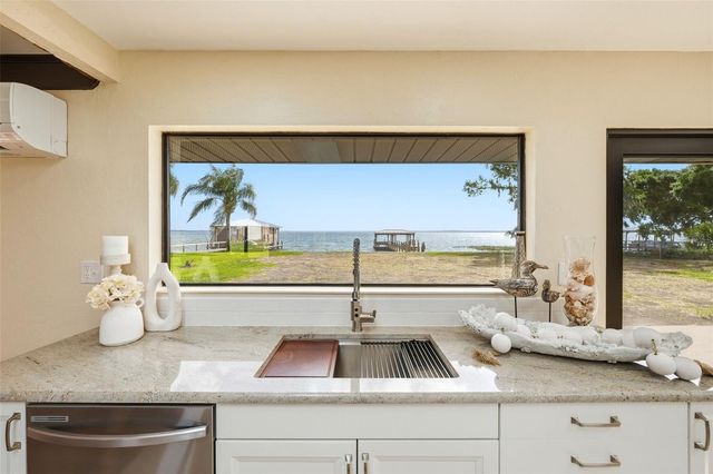 33942 LINDA LANE, Leesburg, FL 34788