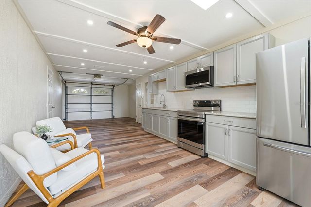 33942 LINDA LANE, Leesburg, FL 34788