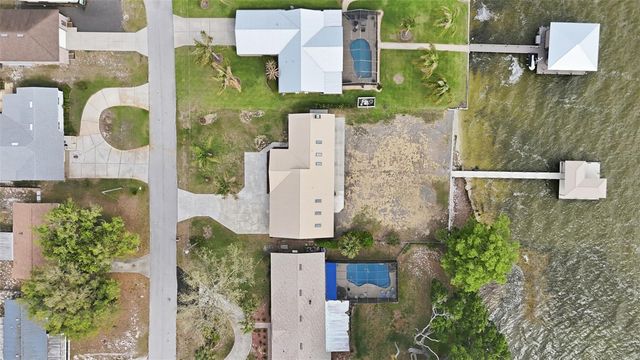 33942 LINDA LANE, Leesburg, FL 34788