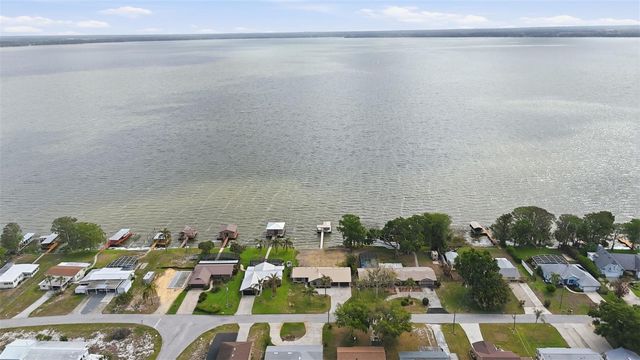 33942 LINDA LANE, Leesburg, FL 34788