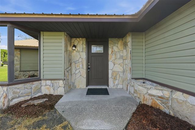 33942 LINDA LANE, Leesburg, FL 34788