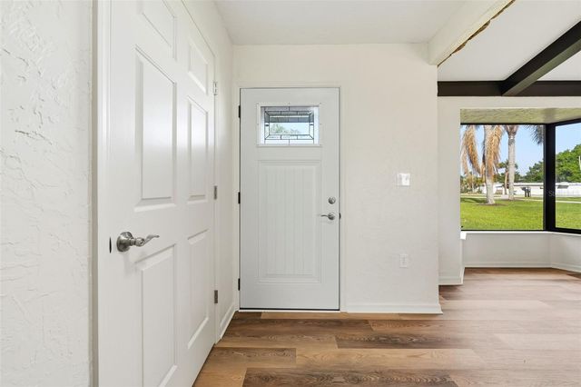 33942 LINDA LANE, Leesburg, FL 34788