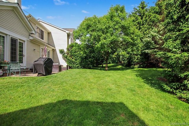 11 Augusta Drive, Cortlandt Manor, NY 10567
