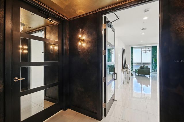 3401 BAYSHORE BOULEVARD 1704, Tampa, FL 33629