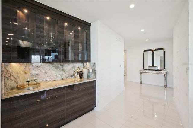 3401 BAYSHORE BOULEVARD 1704, Tampa, FL 33629