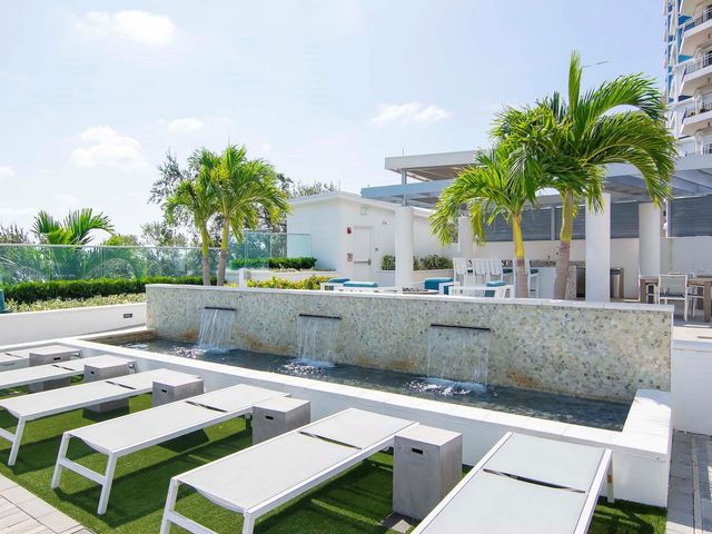 3401 BAYSHORE BOULEVARD 1704, Tampa, FL 33629