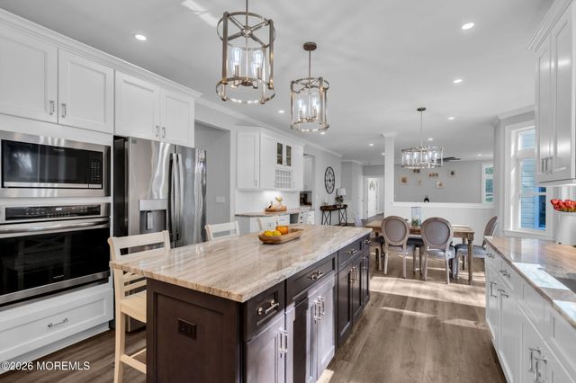 817 Naryshkin Way, Toms River, NJ 08753