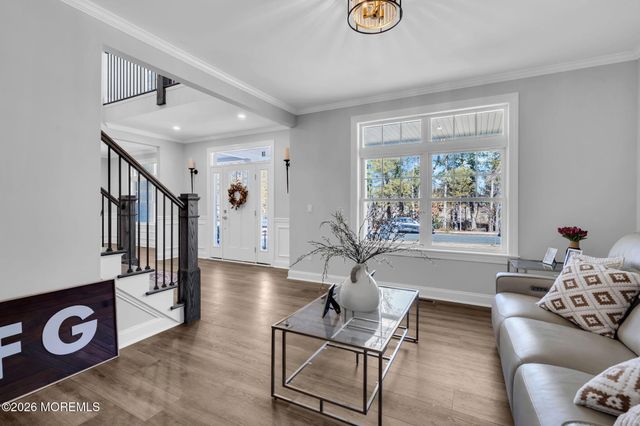 817 Naryshkin Way, Toms River, NJ 08753