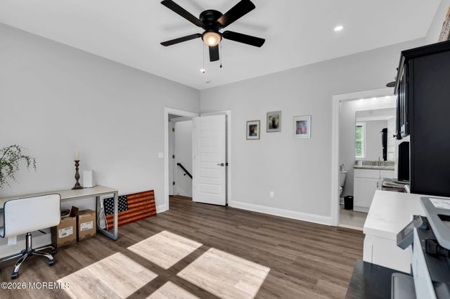 817 Naryshkin Way, Toms River, NJ 08753