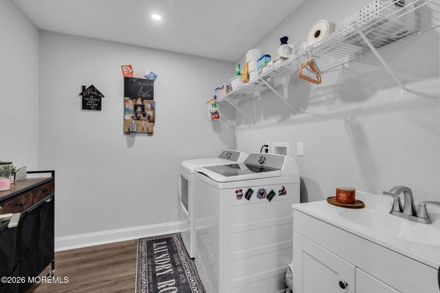 817 Naryshkin Way, Toms River, NJ 08753