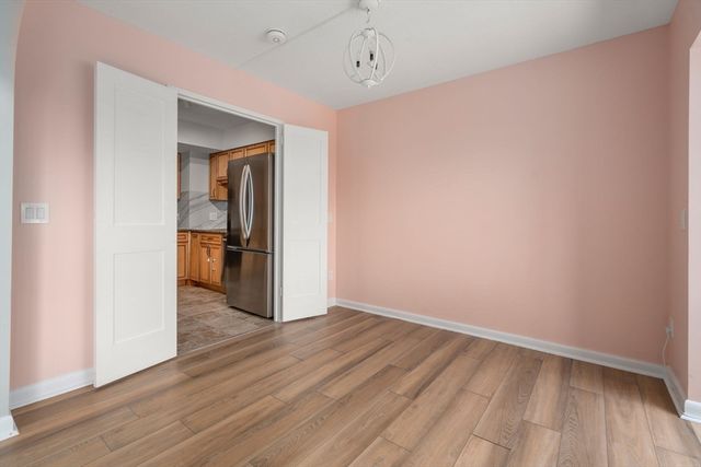 250 Hammond Pond Parkway 609N, Newton, MA 02467