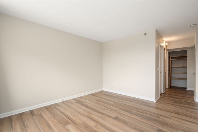 250 Hammond Pond Parkway 609N, Newton, MA 02467