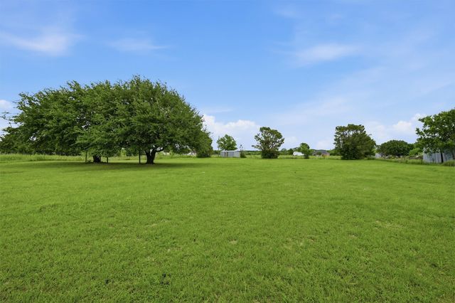 2506 Ford Road, Howe, TX 75459