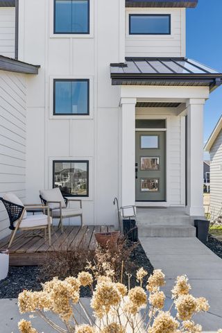 4056 Kokanee Avenue N, Lake Elmo, MN 55042