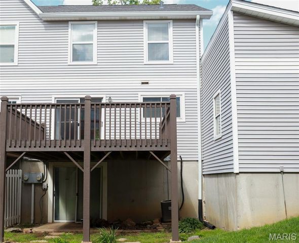 1761 Florine Boulevard A, St Charles, MO 63303