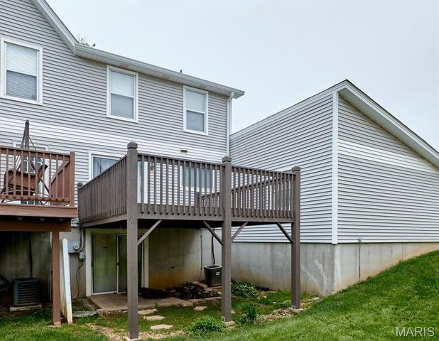 1761 Florine Boulevard A, St Charles, MO 63303