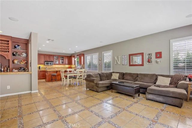 21809 Taylor Ct., Saugus, CA 91390