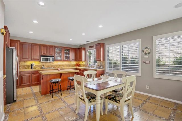 21809 Taylor Ct., Saugus, CA 91390