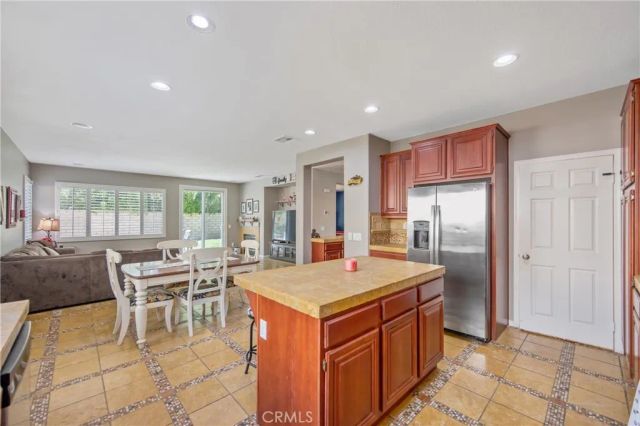 21809 Taylor Ct., Saugus, CA 91390