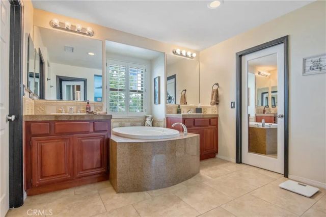 21809 Taylor Ct., Saugus, CA 91390