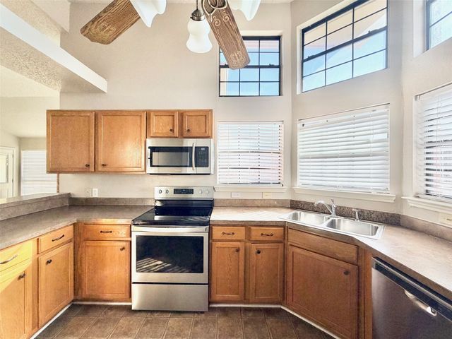 3101 Hillcrest Drive, Rowlett, TX 75088