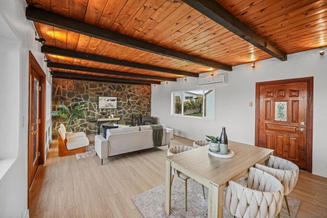 9465 Emerald Grove Ave, Lakeside, CA 92040